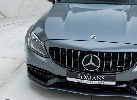 Mercedes-Benz C Class AMG C 63 S Night Edition 24