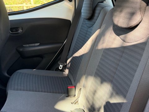 Toyota Aygo 1.0 VVT-i x-play Euro 6 5dr 30