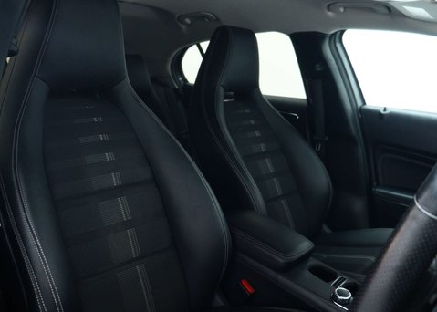 Mercedes-Benz GLA 1.6 GLA180 Urban Edition SUV 5dr Petrol 7G-DCT Euro 6 (s/s) (122 ps) 46