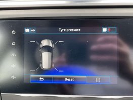 Renault Kadjar 1.5 Kadjar Iconic Blue dCi Auto 5dr 43