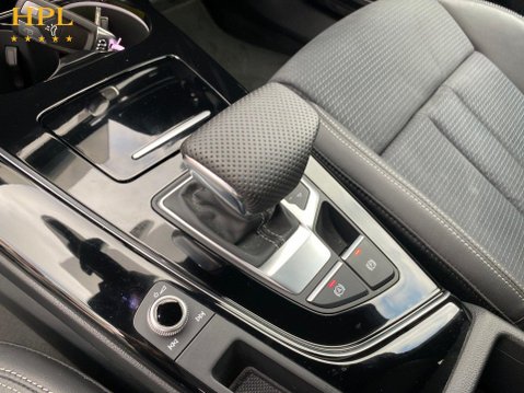 Audi A4 2.0 TFSI 40 Black Edition Saloon 4dr Petrol S Tronic Euro 6 (s/s) (204 ps) 17