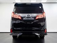 Toyota Alphard 2.5 MPV 2.5 SUV Automatic Petrol 10