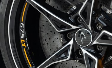 McLaren 675LT 24