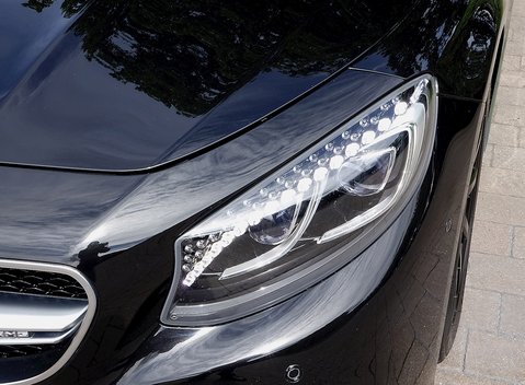 Mercedes-Benz S63 AMG Coupe 10