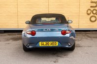 Mazda MX-5 SPORT 6