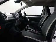 Toyota Aygo VVT-I X-TREND TSS 42