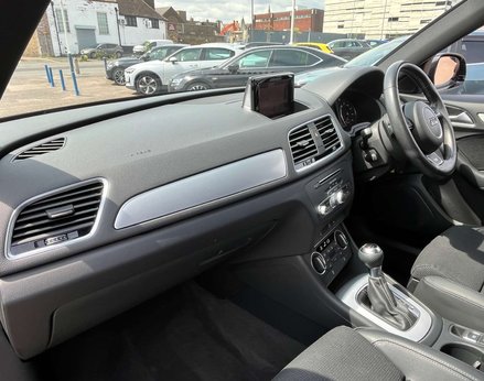 Audi Q3 1.4 Q3 S Line Edition TFSI Semi-Auto 5dr 17
