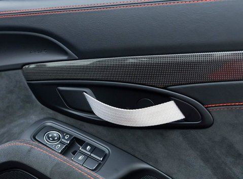 Porsche 911 GT3 RS (991.2) 21