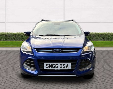 Ford Kuga TITANIUM TDCI 4x4 8