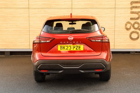 Nissan Qashqai DIG-T ACENTA PREMIUM MHEV 6