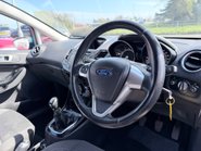 Ford Fiesta 1.0 ZETEC 9