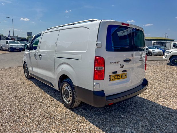Peugeot Expert AUTO XLWB L3H1 Low Roof Professional Premium 3100 Air Con EURO 6 10