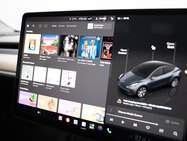 Tesla Model Y (Dual Motor) Long Range SUV 5dr Electric Auto 4WDE (384 bhp) 17