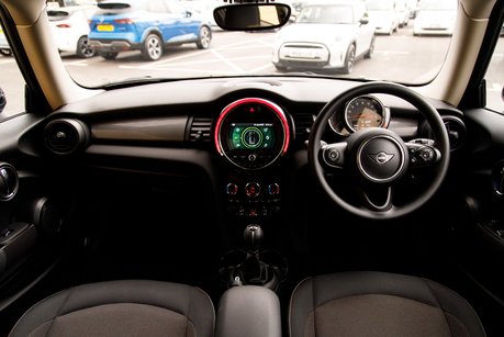 Mini Hatch COOPER CLASSIC