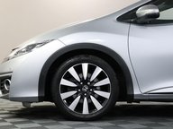 Honda Civic I-VTEC SE PLUS NAVI 27