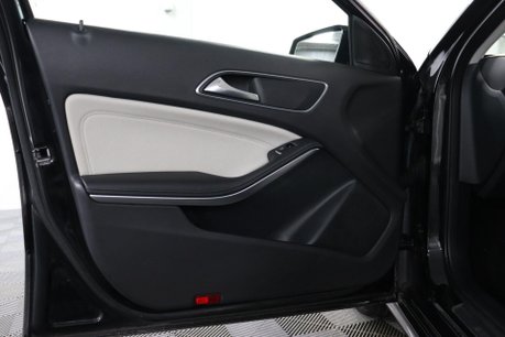 Mercedes-Benz A Class A 180 SE 42