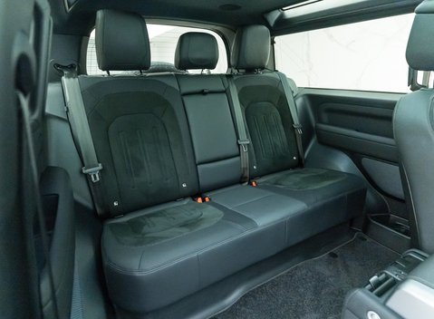 Land Rover Defender 90 V8 P525 16