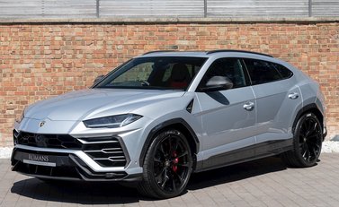 Lamborghini Urus 6