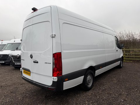Mercedes-Benz Sprinter 2.0 315 CDI Progressive RWD L3 H2 Euro 6 (s/s) 5dr 9