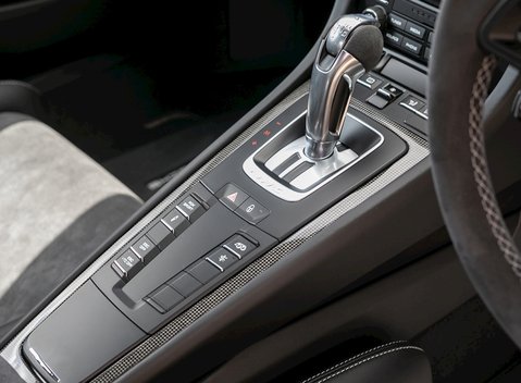 Porsche 911 (991) GT2 RS 18