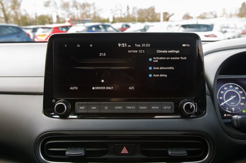 Hyundai KONA GDI PREMIUM 30