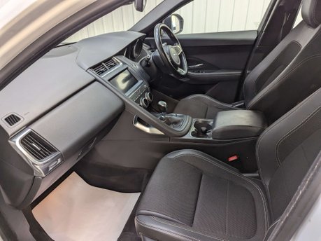 Jaguar E-Pace 2.0 E-Pace R-Dynamic D 4X2 5dr 55