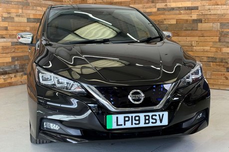 Nissan LEAF 40kWh Tekna Hatchback 5dr Electric Auto (150 ps) 24
