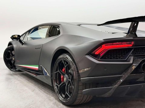 Lamborghini Huracan 5.2 V10 LP 640-4 Performante Coupe 2dr Petrol LDF 4WD Euro 6 (s/s) (640 ps) 23