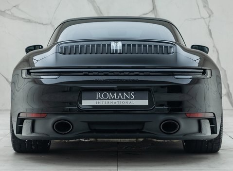Porsche 911 Targa 4 GTS (992) 11