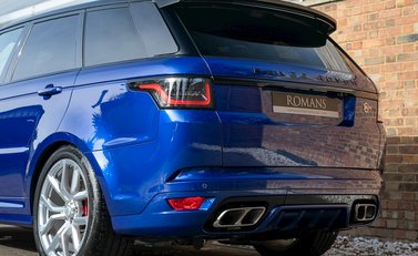Land Rover Range Rover Sport 5.0 SVR 25