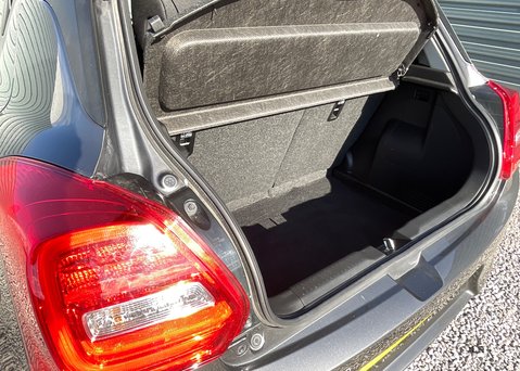 Suzuki Swift SZ-T DUALJET MHEV 18