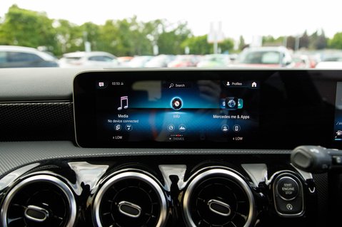 Mercedes-Benz A Class A 200 SPORT EXECUTIVE 23
