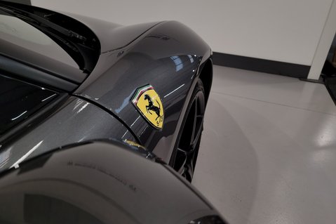 Ferrari 458 ITALIA DCT 20