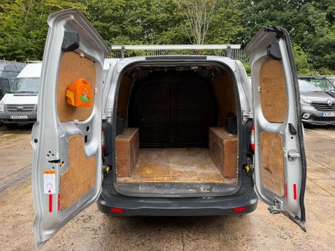 Ford Transit Courier 1.5 TDCi Panel Van 4dr Diesel Manual L1 Euro 5 (75 ps) 23