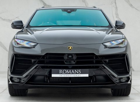 Lamborghini Urus S 4