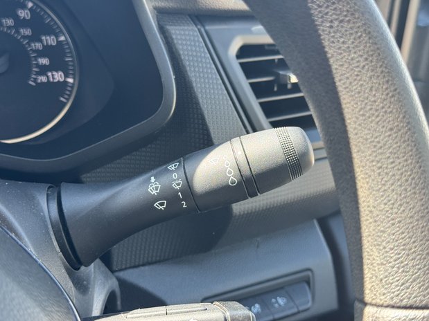 Renault Trafic AUTO SWB L1H1 Low Roof Business SL29 Air Con Sensors EURO 6 21