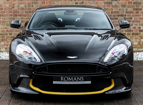 Aston Martin Vanquish S 4