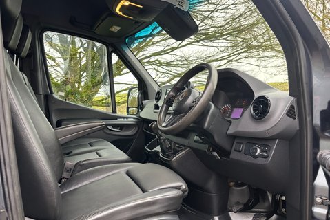 Mercedes-Benz Sprinter 316 Cdi L2 H2 4x4 Panel Van with Air Con & Leather 17
