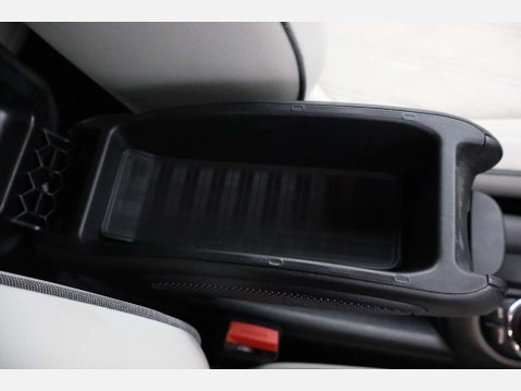 Mini Hatch 1.5 Cooper Exclusive Auto 3dr 44