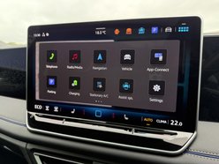 Volkswagen Tiguan 1.5 TSI eHybrid 19.7kWh R-Line SUV 5dr Petrol Plug-in Hybrid DSG Euro 6 (s/ 42