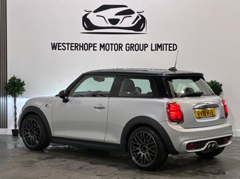 Mini Hatch 2.0 Cooper S Euro 6 (s/s) 3dr 20