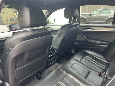 BMW 5 Series 2.0 520d M Sport Saloon 4dr Diesel Auto xDrive Euro 6 (s/s) (190 ps) 15