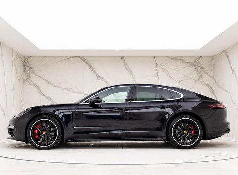 Porsche Panamera Turbo 2