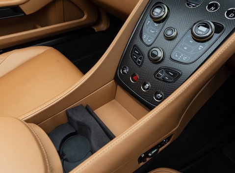 Aston Martin Vanquish ZAGATO SPEEDSTER 24