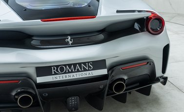 Ferrari 488 Pista 28