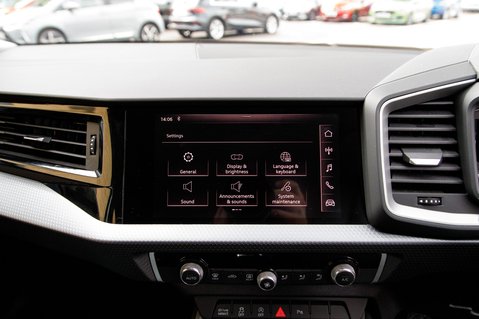 Audi A1 SPORTBACK TFSI SPORT 23