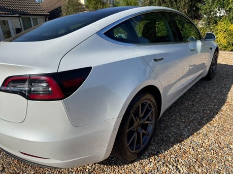 Tesla Model 3 Standard Range Plus Auto RWD 4dr 9