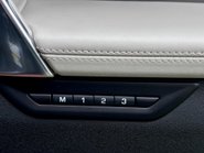 Land Rover Discovery Sport R-DYNAMIC HSE PHEV 39