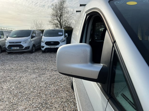 Volkswagen Caddy SWB L1H1 Low Roof Highline C20 Air Con Alloys Sensors EURO 6 NO VAT 18