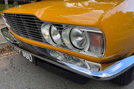 Aston Martin DBS Vantage 1 of 9 Bahamas Yellow 9